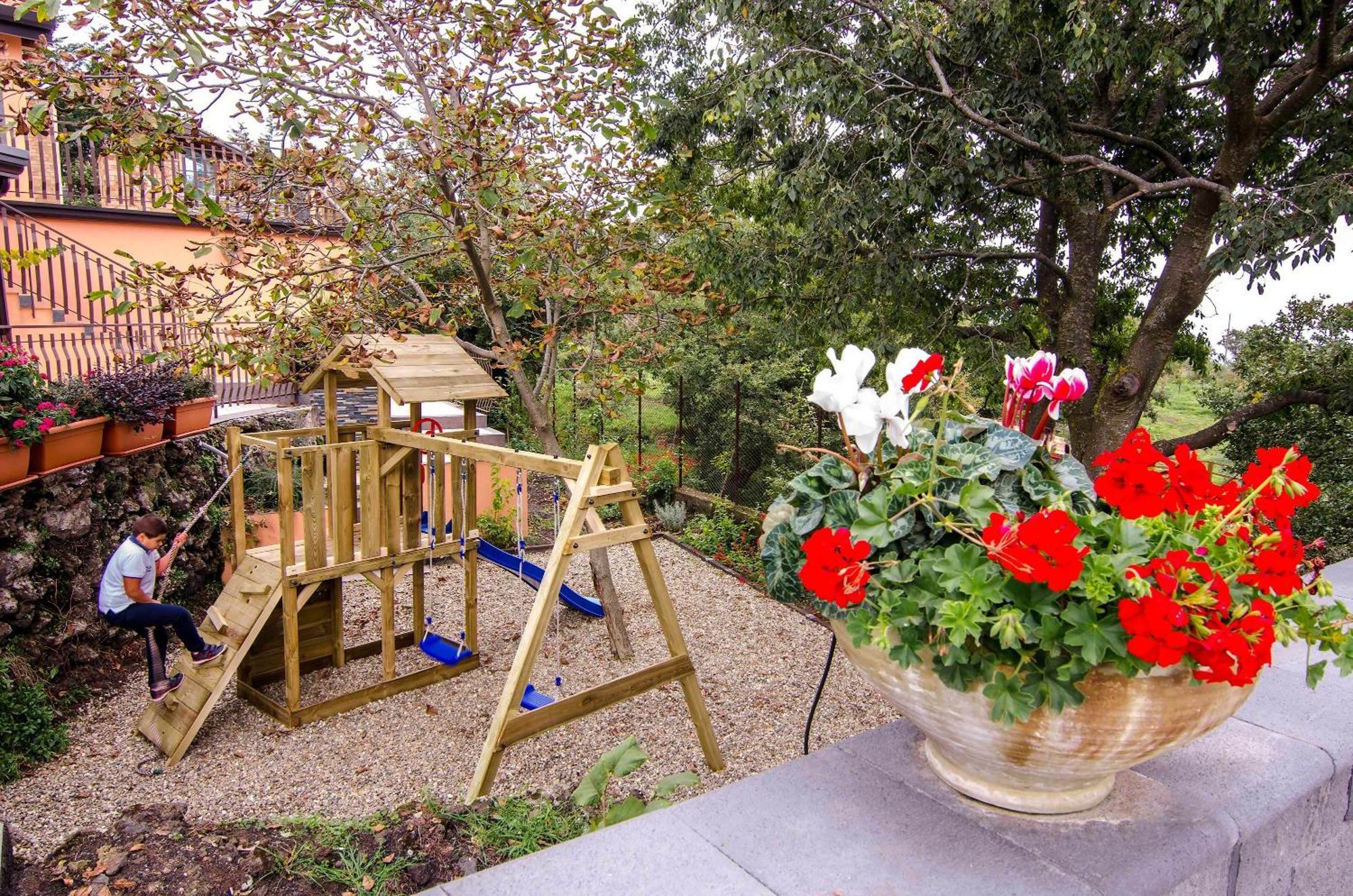 Villa Del Gelso Chalet Nel Parco Delletna Mascali Exteriör bild